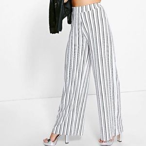 NWT boohoo striped palazzo pants